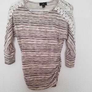 I.N. San Francisco Junior Top with inset lace